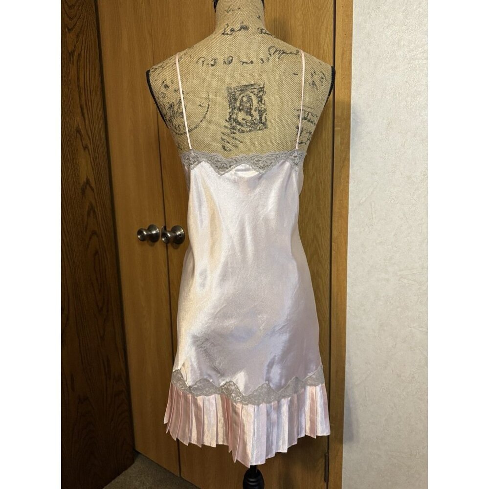 VTG VICTORIA’S SECRET Gold Label Satin Slip Dress Lingerie Pink Lace Pleats M - Picture 3 of 8